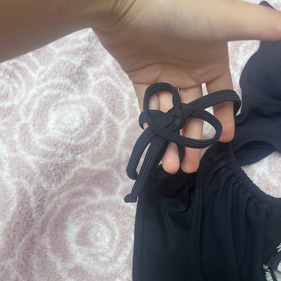 No Boundaries, Large and medium, black - Picture 2 of 8